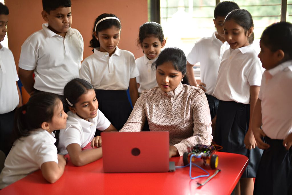 The Evolution of Classroom Technology Evolution of Classroom Technology