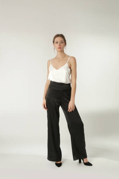 The Versatile World of Women’s Pants: Comfort Meets Style Versatile World of Women's Pants