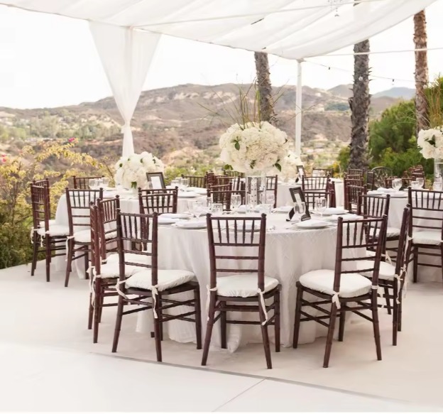Unlock Elegance: The Power of Wholesale Chiavari Chairs Wholesale Chiavari Chairs